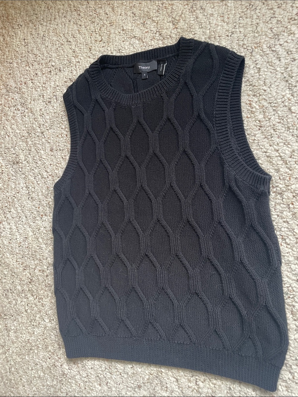 Theory Black Cable-Knit Sleeveless V-Neck Sweater Vest - Picture 5 of 8